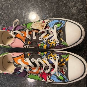 Converse graffiti chucks